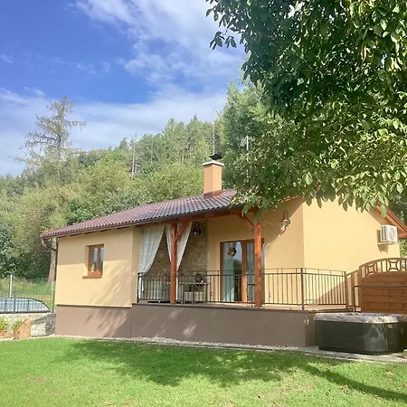 Orechovka Wellness Holiday home *