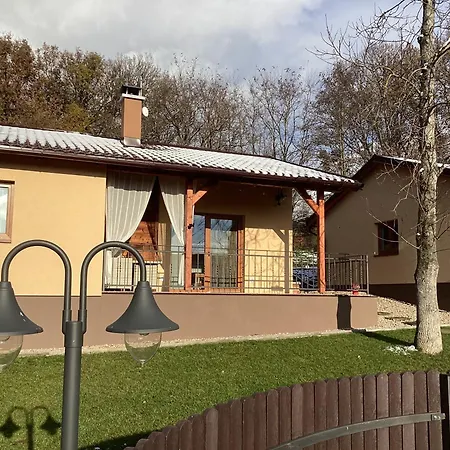 Orechovka Wellness 펜션